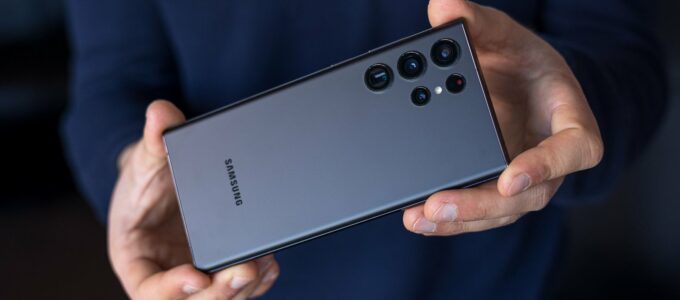 "Galaxy S22 majitelé mohou očekávat chutné lahůdky umělé inteligence od Samsungu"