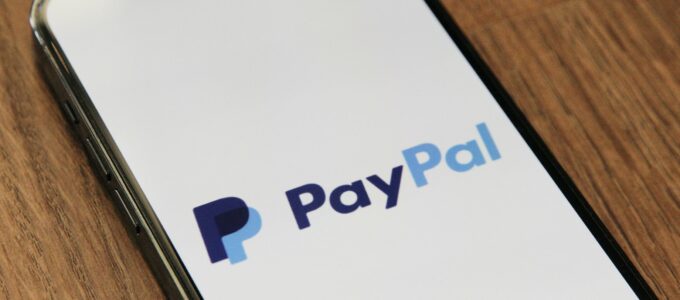 Jak kontaktovat zákaznickou podporu PayPal?电话、聊天和帮助中心.