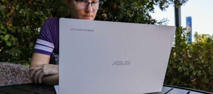 "Jak používat svůj Chromebook offline"