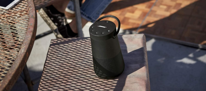 "Party v luxusu s reproduktorem Bose SoundLink Revolve+ (Série II), nyní se slevou 30% v obchodě Walmart"