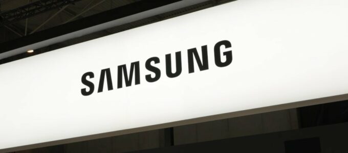 Samsung a SK Hynix se zdržují prodeje starého zařízení k výrobě čipů kvůli obavám z reakcí USA
