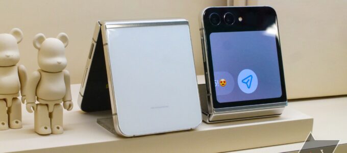Ušetřete až 720 $ na Galaxy Z Flip 5 při výměně během události Discover Samsung