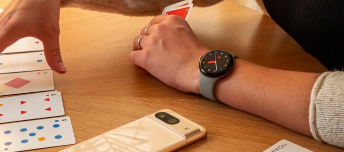 4 způsoby, jak váš nositelný Wear OS hodinky již předčí Humane AI Pin