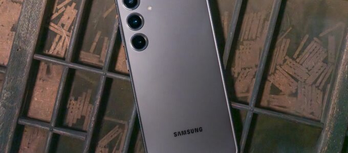 Galaxy S24 série dává nový život 10 miliónům PET lahví