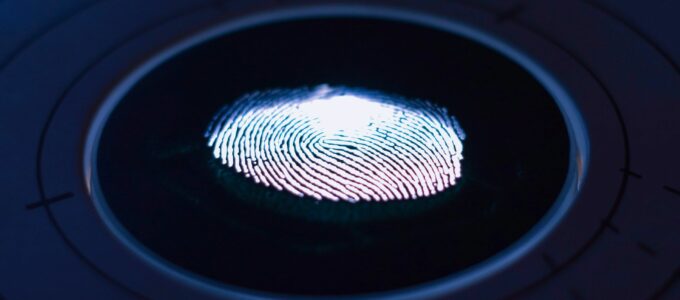 Jak funguje skener otisků prstů ve tvém telefonu?