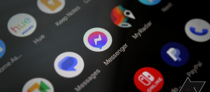 Messenger představuje sdílení HD fotografií měsíce po WhatsApp