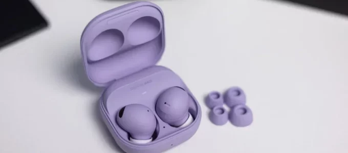 Pouzdro Galaxy Buds 3 Pro s kapacitou baterie pravděpodobně stejná jako u předchozího modelu