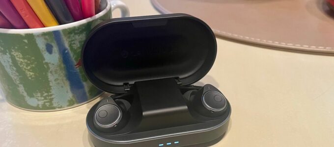 Recenze Cambridge Audio Melomania M100: Jasné a lyrické vystoupení