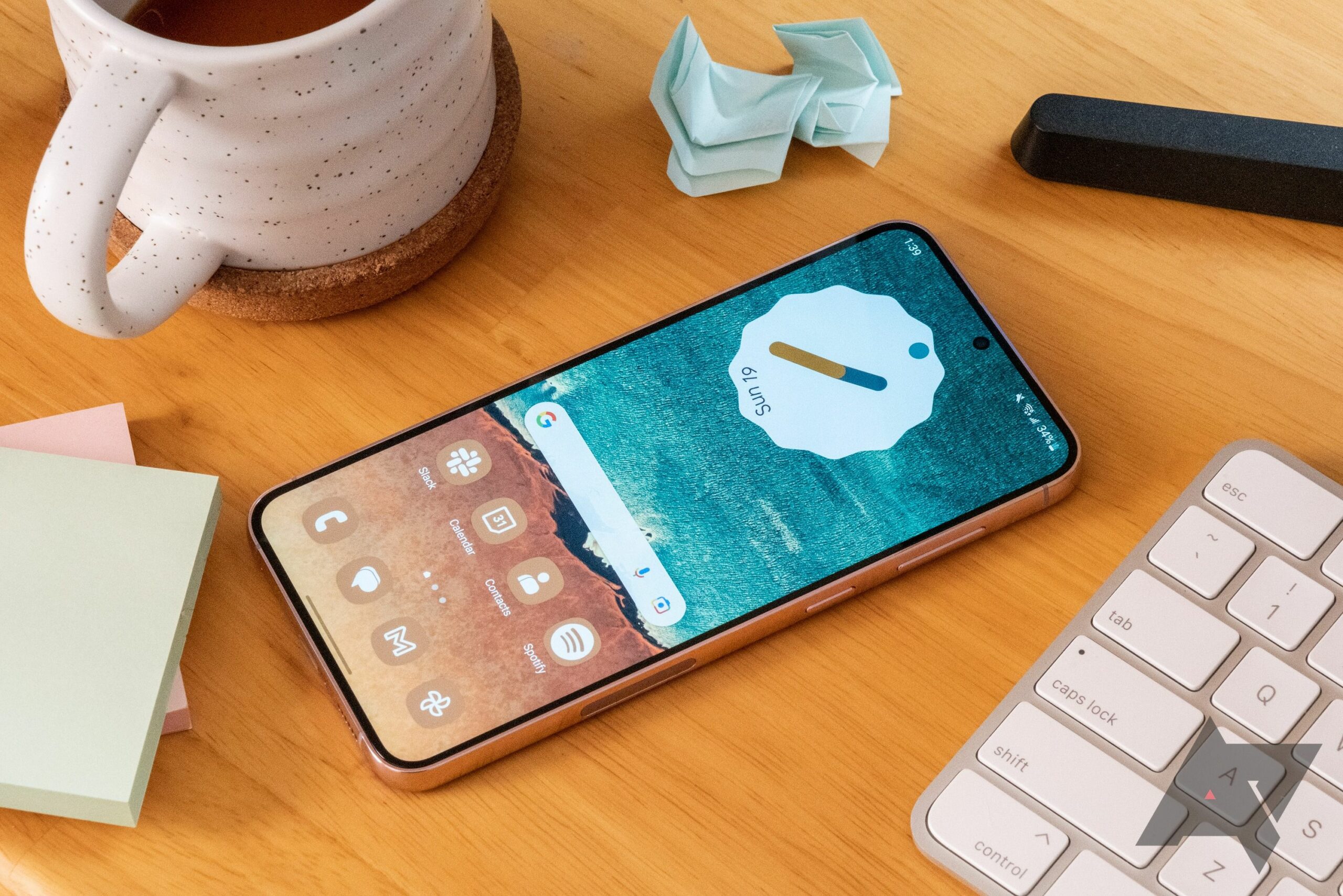 Samsungova AI smazávání objektů se inspirovalo užitečným nástrojem z Photoshopu.