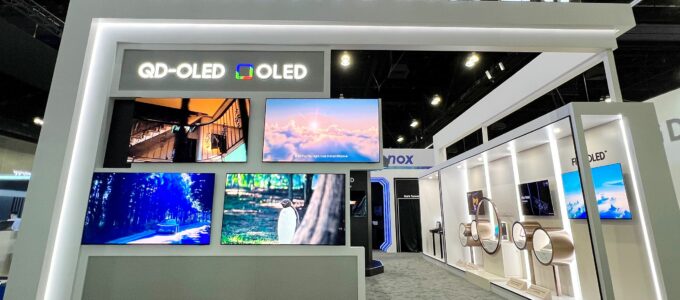 Jaké je rozdíly mezi displeji AMOLED, OLED a POLED?