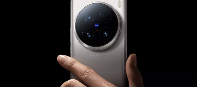 Nový Vivo předběhl fotoaparát Samsung Galaxy S24 Ultra