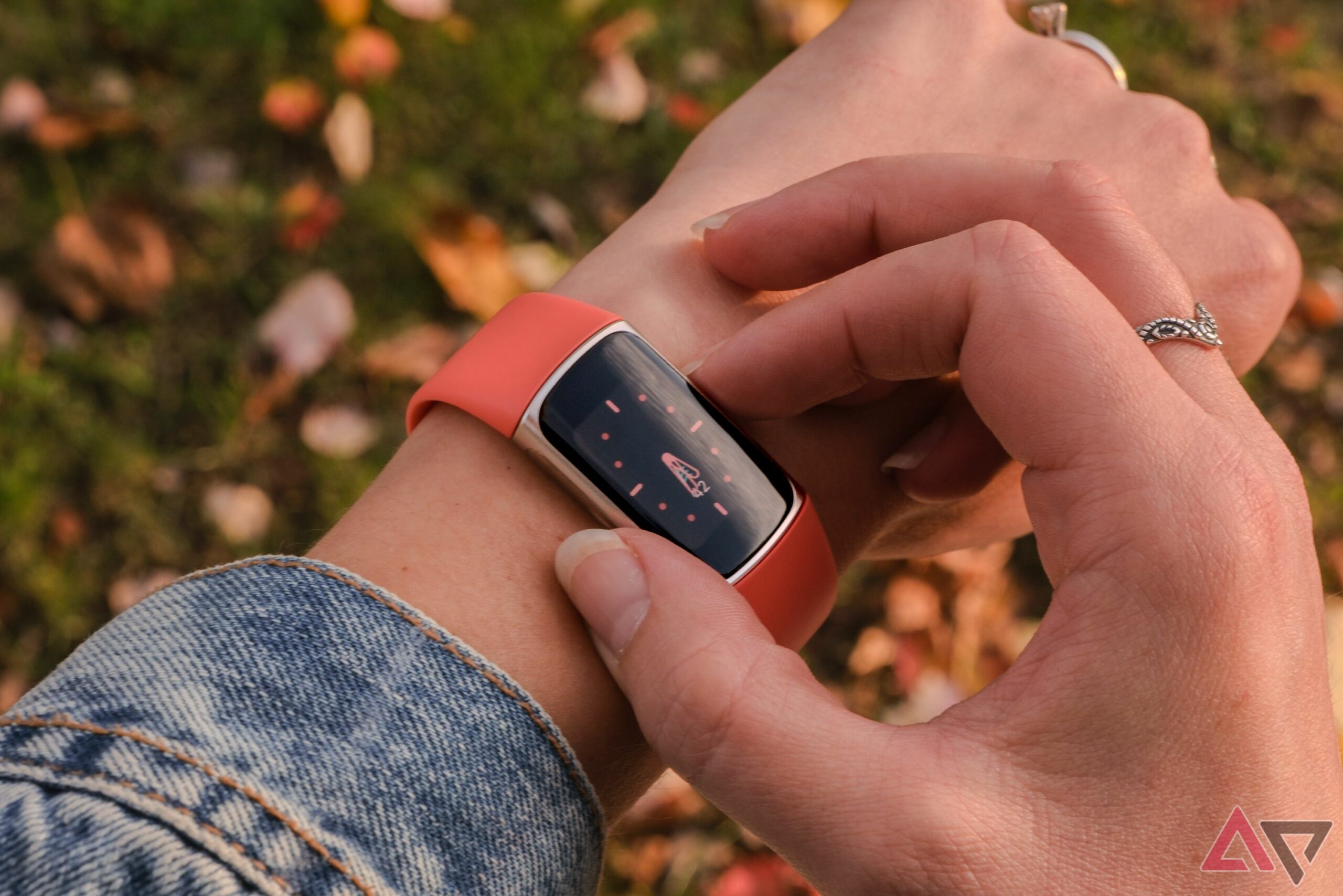 Proč tvůj Fitbit nesleduje tvé spánkové cykly