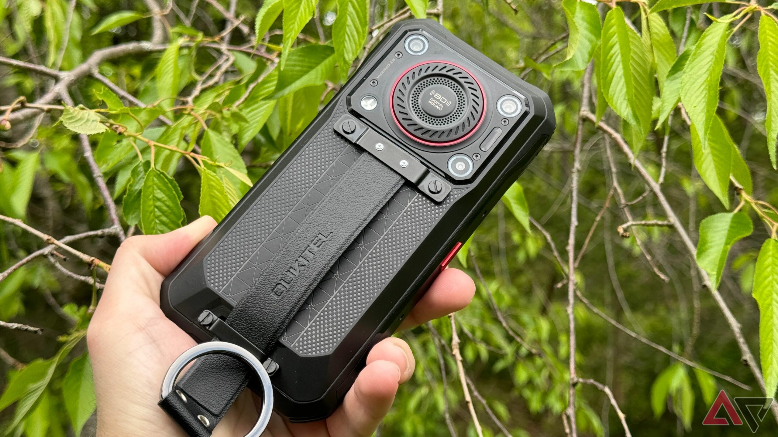 Recenze Oukitel WP33 Pro: Odolný smartphone vhodný pro každodenní použití