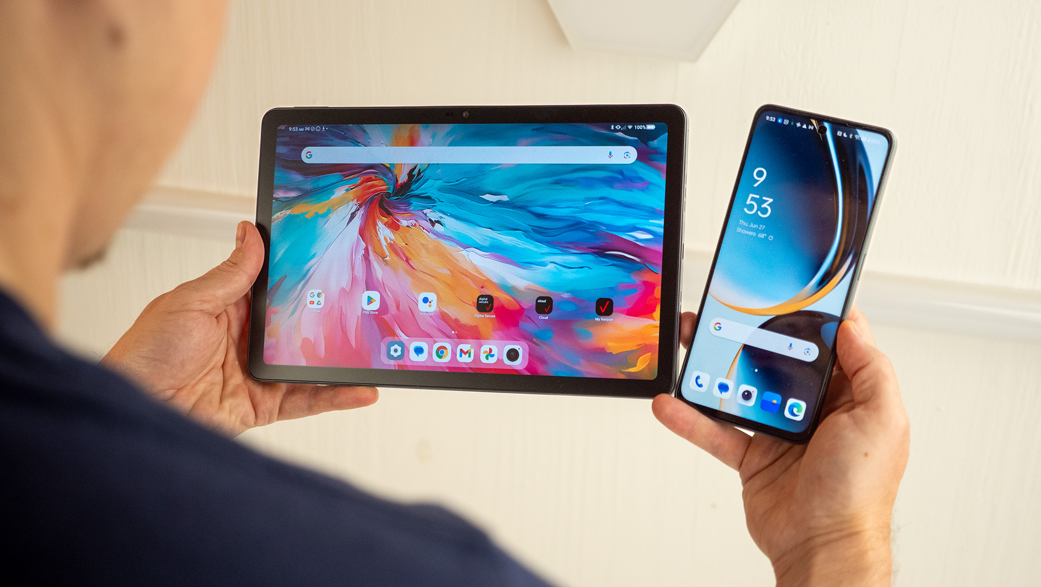 Méně telefonů s LCD: Firmy musí dodržovat odpovědnost
