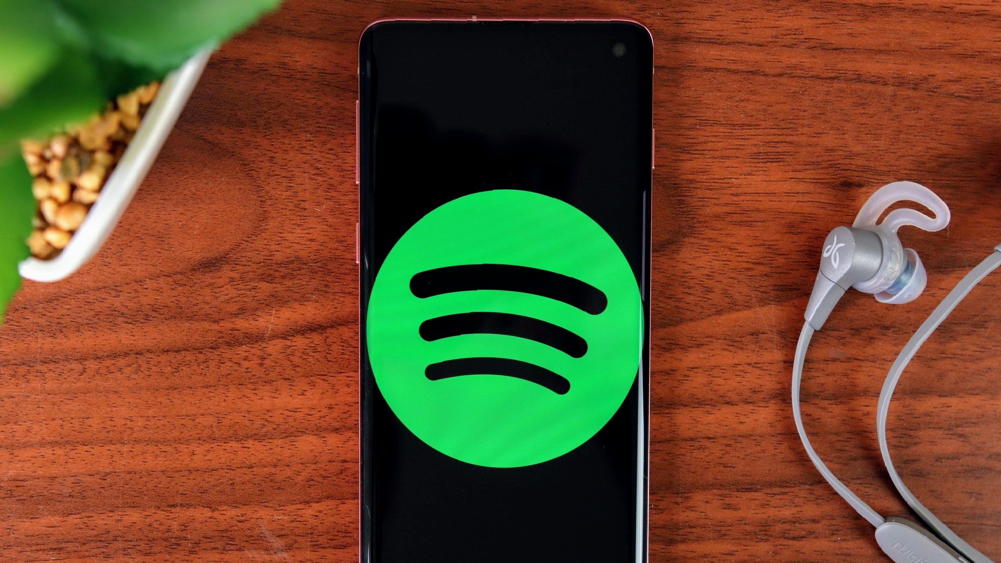 Spotify zavádí nový Basic plán pro poslech audioknih