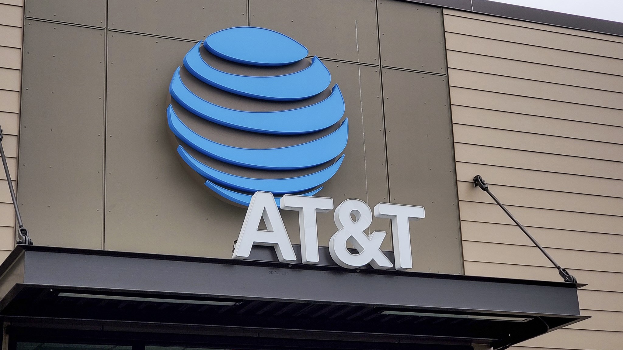 AT&T opravilo chybu softwaru, která vyřadila 911 pro uživatele