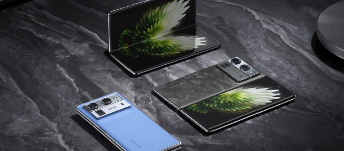TECNO přichází s rychlejšími a levnějšími skládacími telefony Phantom