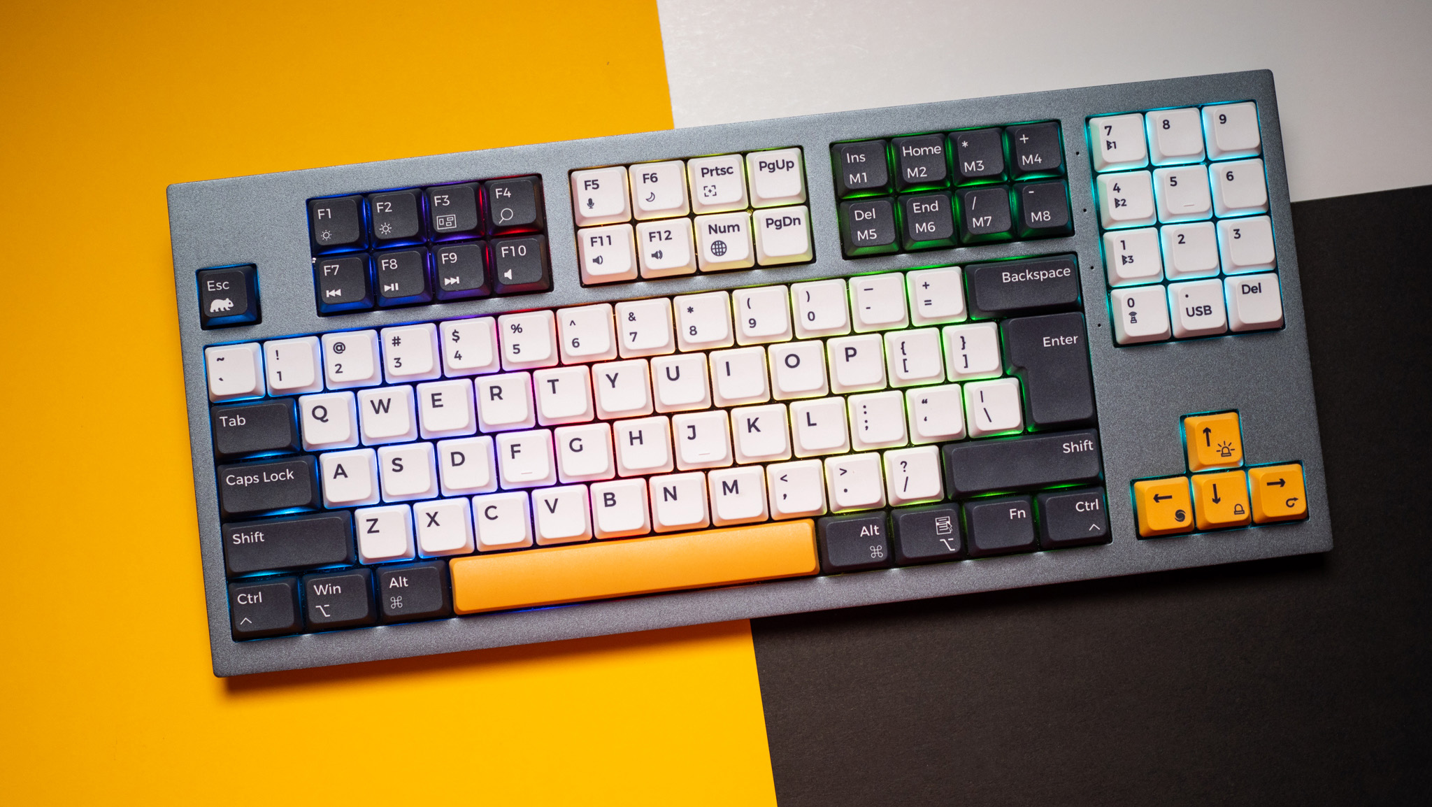 Recenze Wombat Willow Pro: Unikátní mechanická klávesnice nízkého profilu