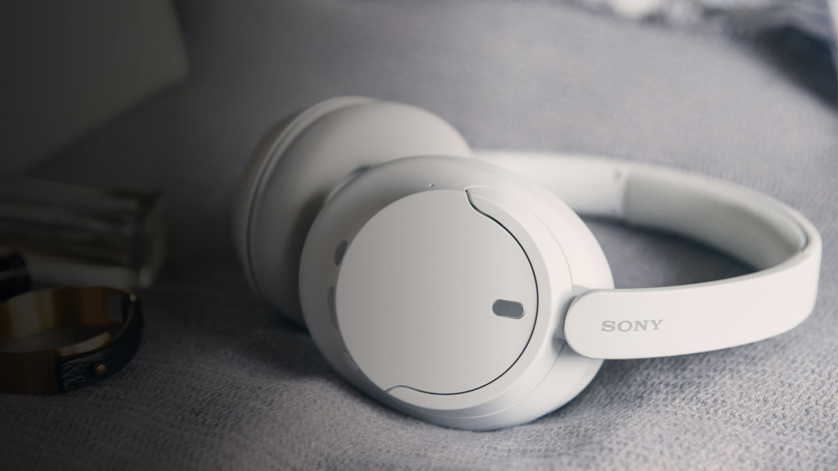 Sony sluchátka s potlačením hluku za 88 $ díky říjnové slevě