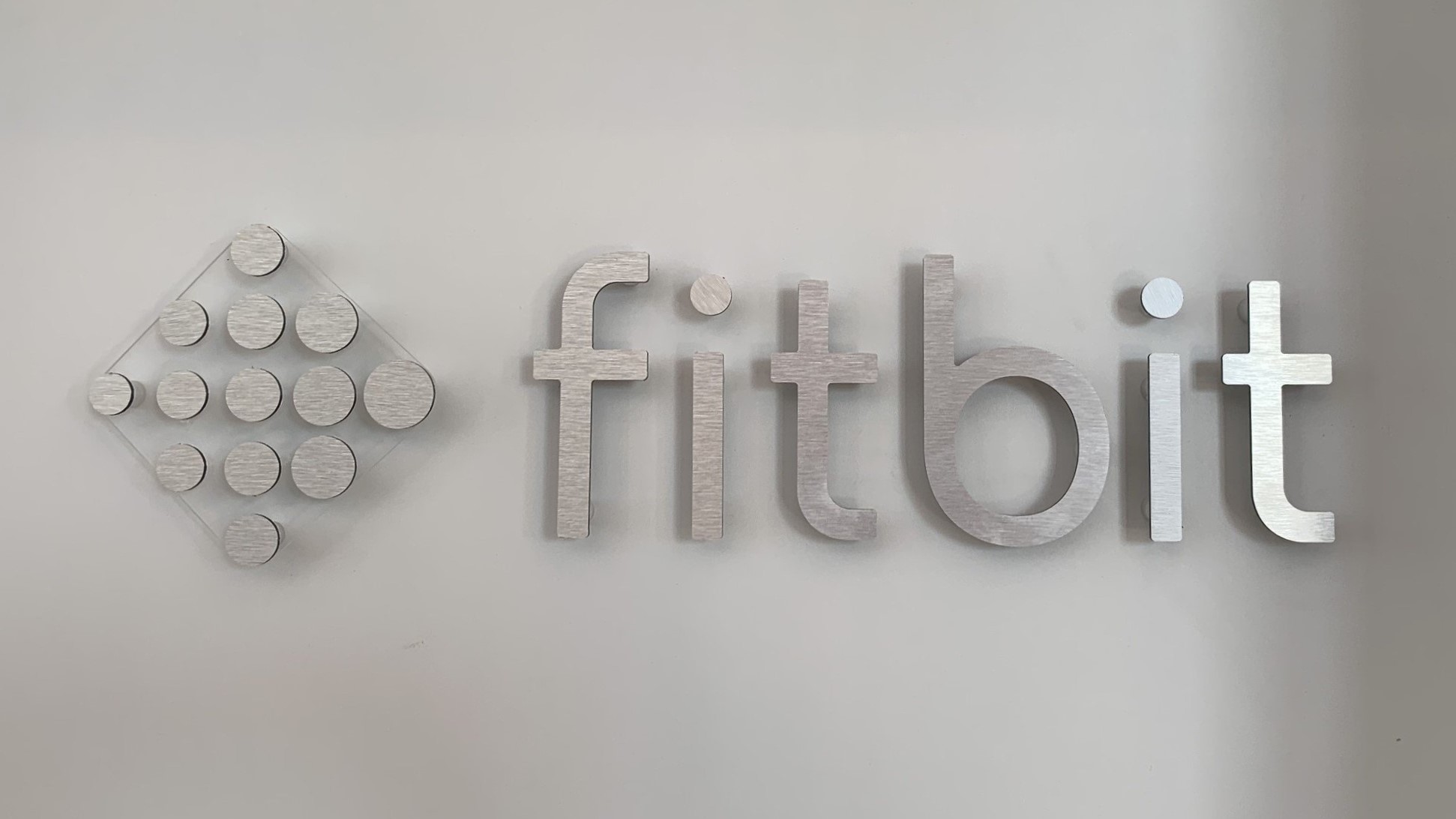 Fitbit má problém s přehříváním baterie: Co dělat?