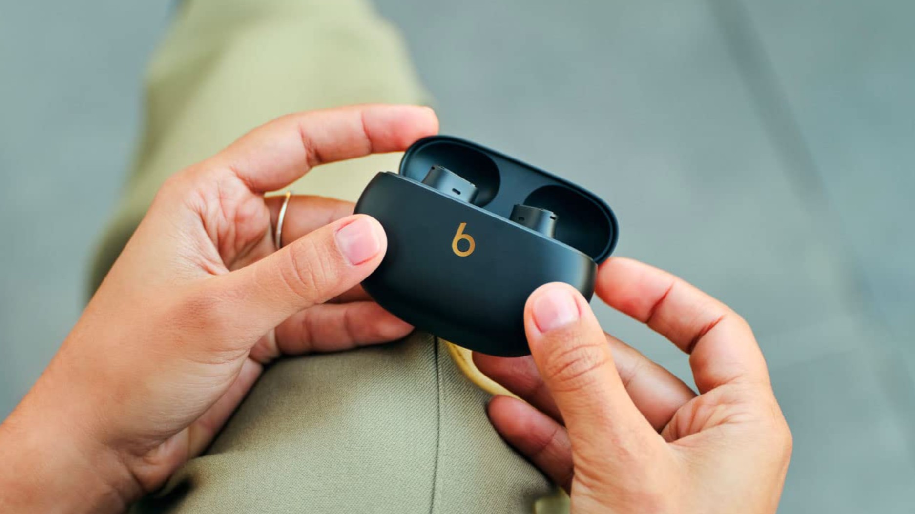 Beats Studio Buds Plus s 41% slevou na Amazonu!