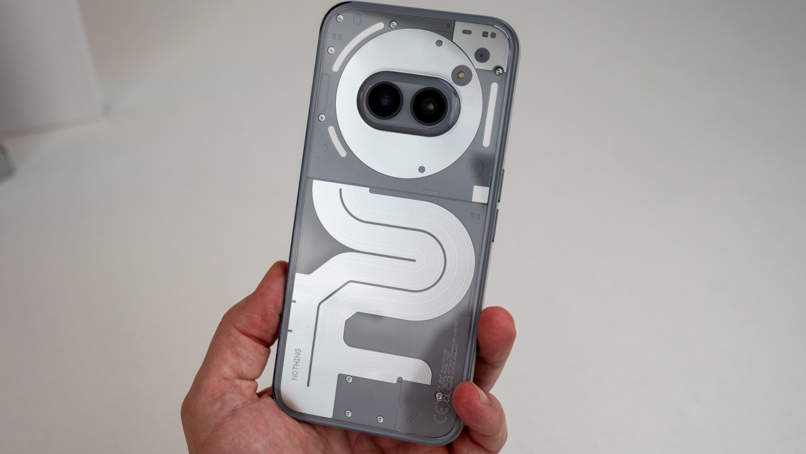 Emoji upoutávky naznačují brzké vydání Nothing Phone 3
