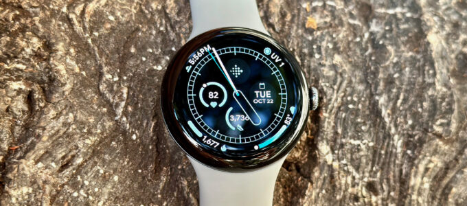Google láká na integraci Pixel Watch v novém teaseru Gemini
