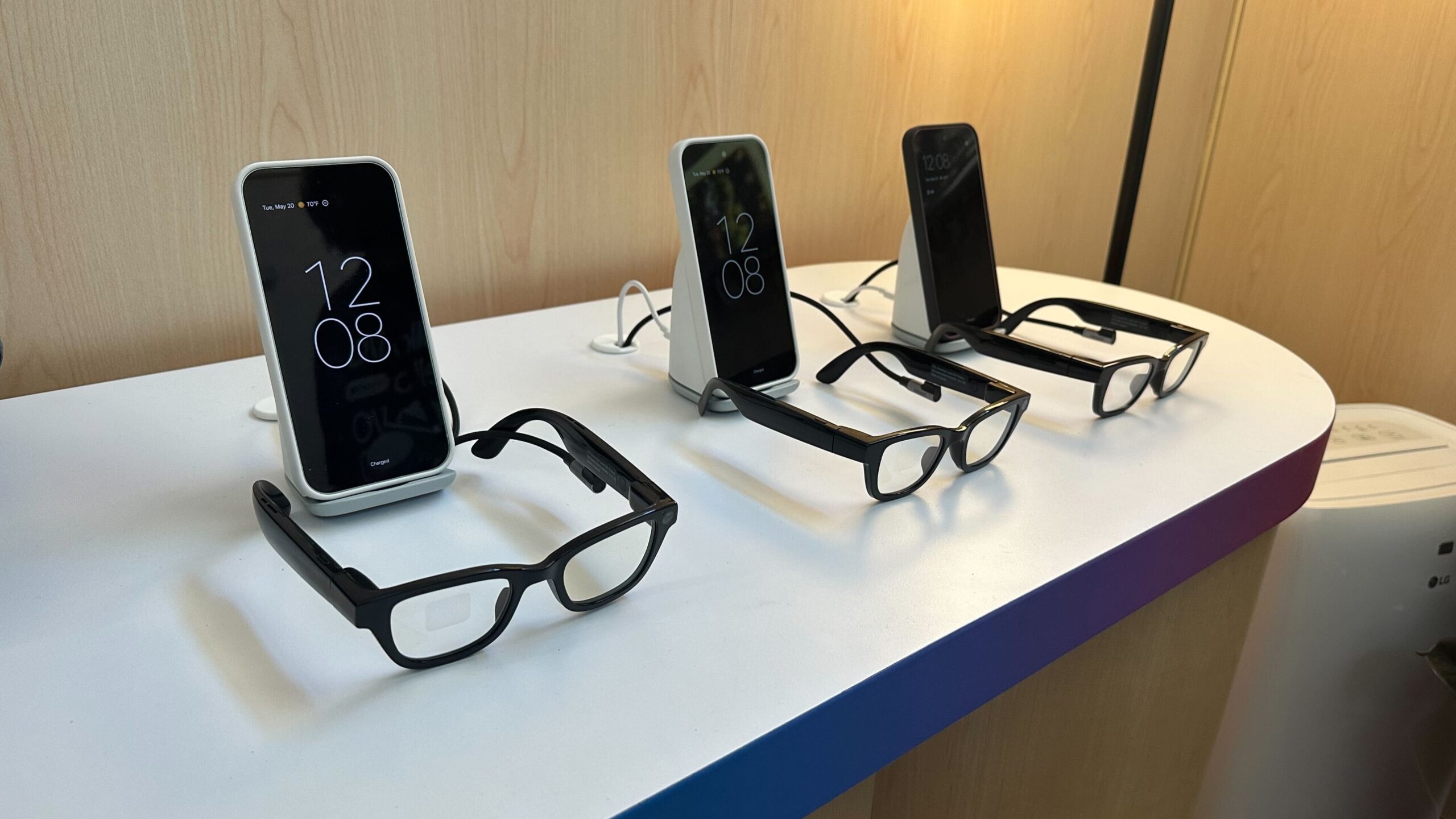 Google zpřístupní chytré brýle s Warby Parker a Gentle Monster
