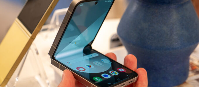 Kolik aktualizací dostane Samsung Galaxy Z Flip 7?