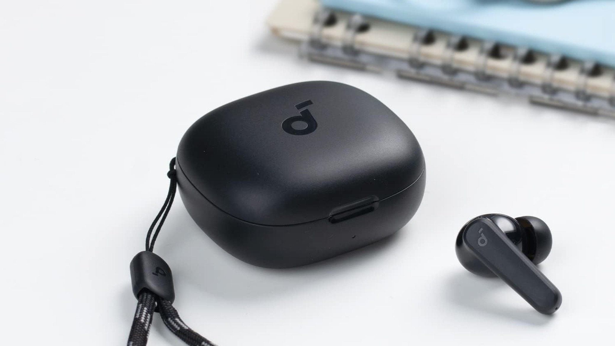 Levné bezdrátové sluchátka SoundCore: 50% sleva na Amazonu!