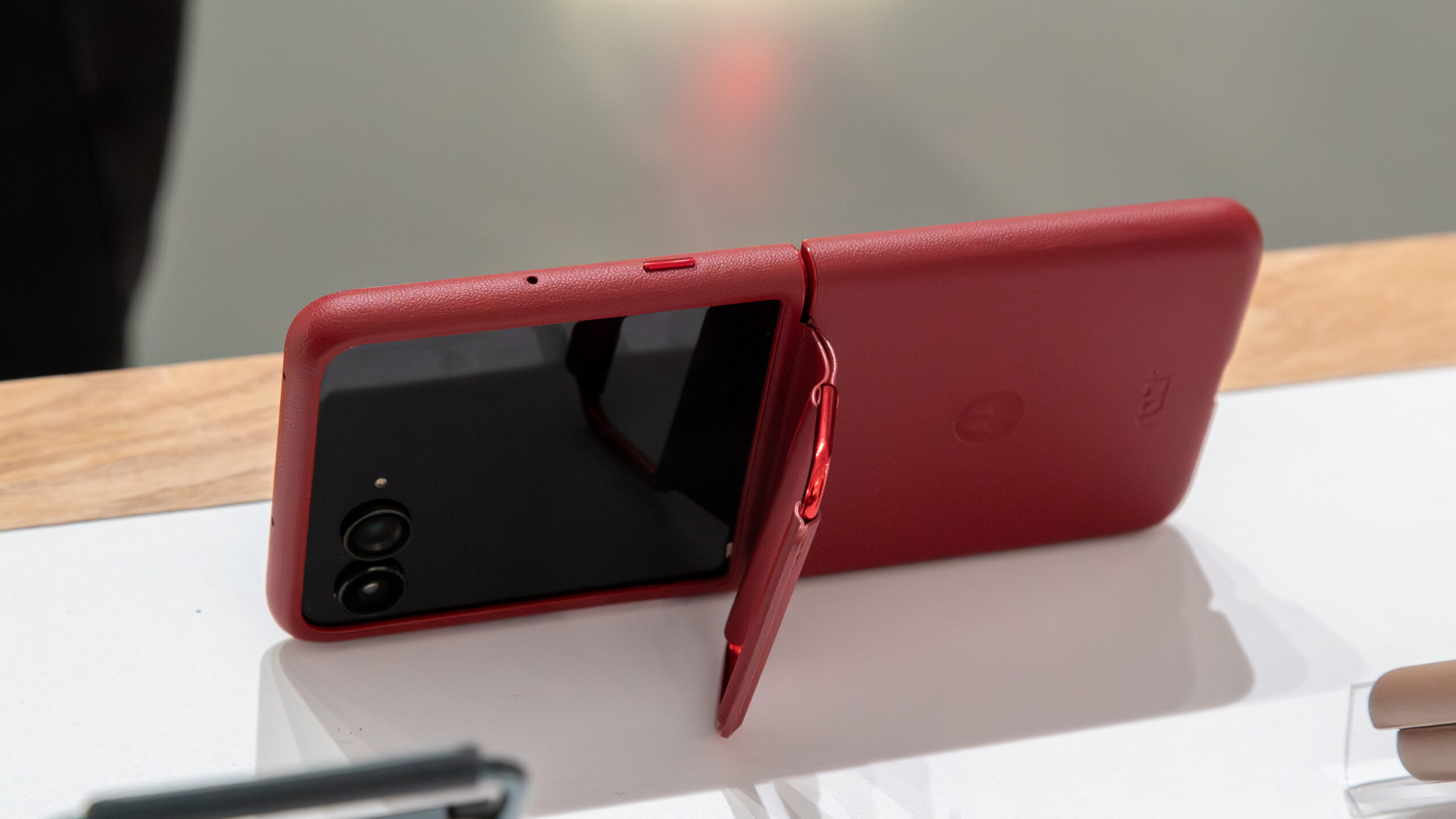 Nejlepší pouzdra pro Motorola Razr Ultra 2025