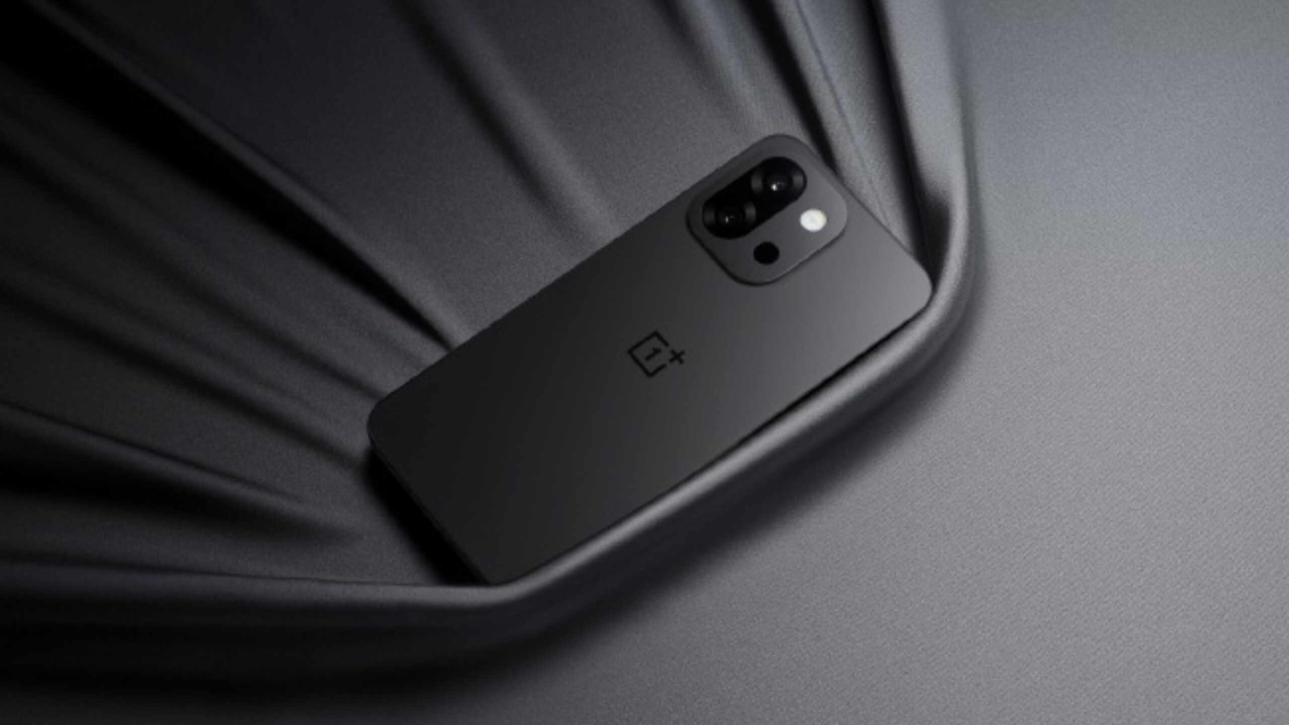 OnePlus přináší kompaktní vlajkový model do Indie příští měsíc