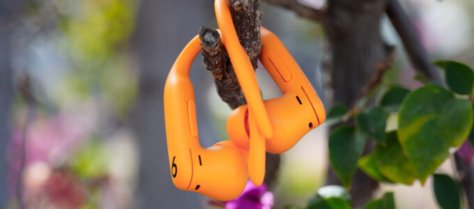 Powerbeats Pro 2: Oblíbená sluchátka pro Android slevněna o $50