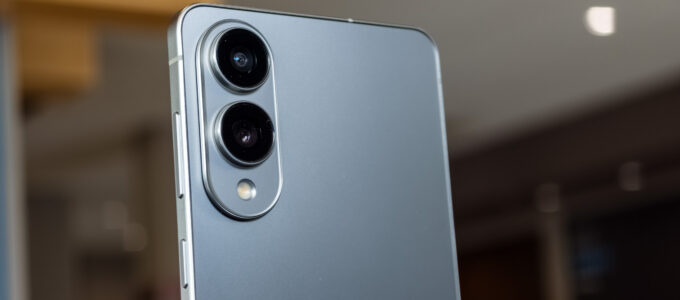 Test Galaxy S25 Edge: Proč je tenký design opět v módě