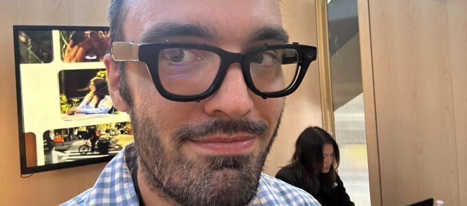 Úspěšná demo ukázka AR brýlí Google mimo pódium