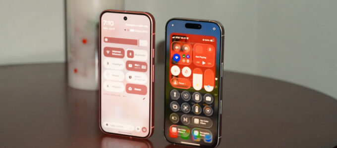 Android 16 vs. iOS 26: Kontrastní designové přístupy