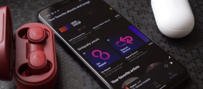 Kanadští umělci slaví: Spotify vyplatilo rekordních $10 miliard