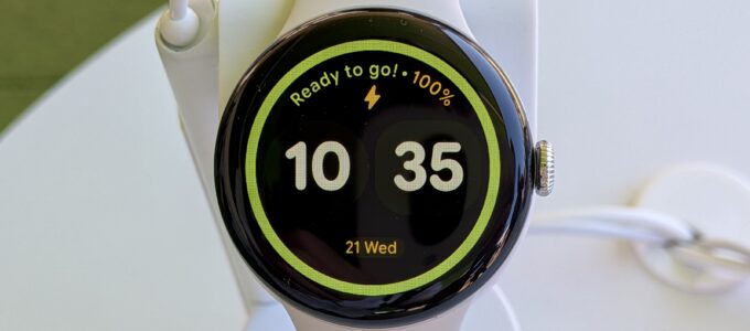 Nové funkce Pixel Watch odhaleny v kódu Wear OS 6