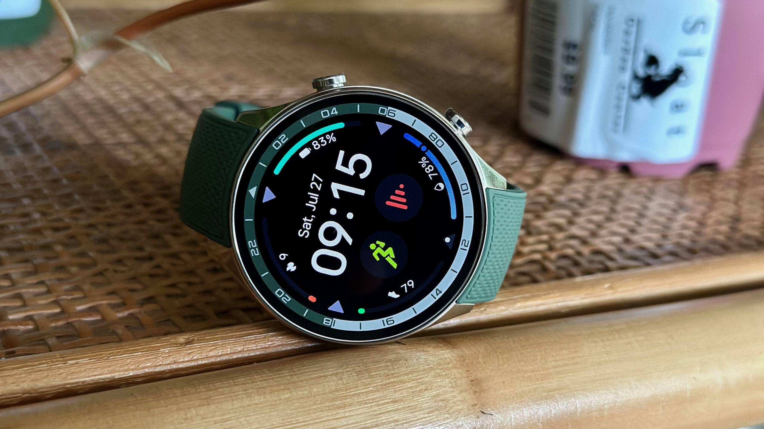 OnePlus Watch 2R: Nejlepší levné hodinky, nyní o $50 levnější