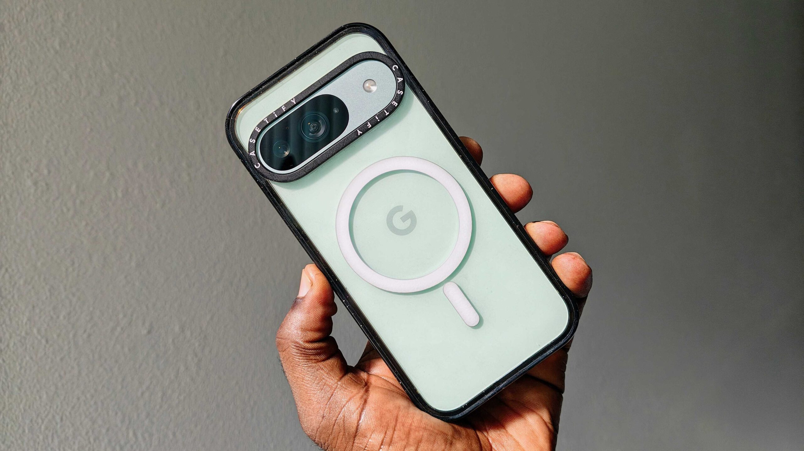 Pixel 10: Nové magnetické příslušenství 'Pixelsnap' s Qi2