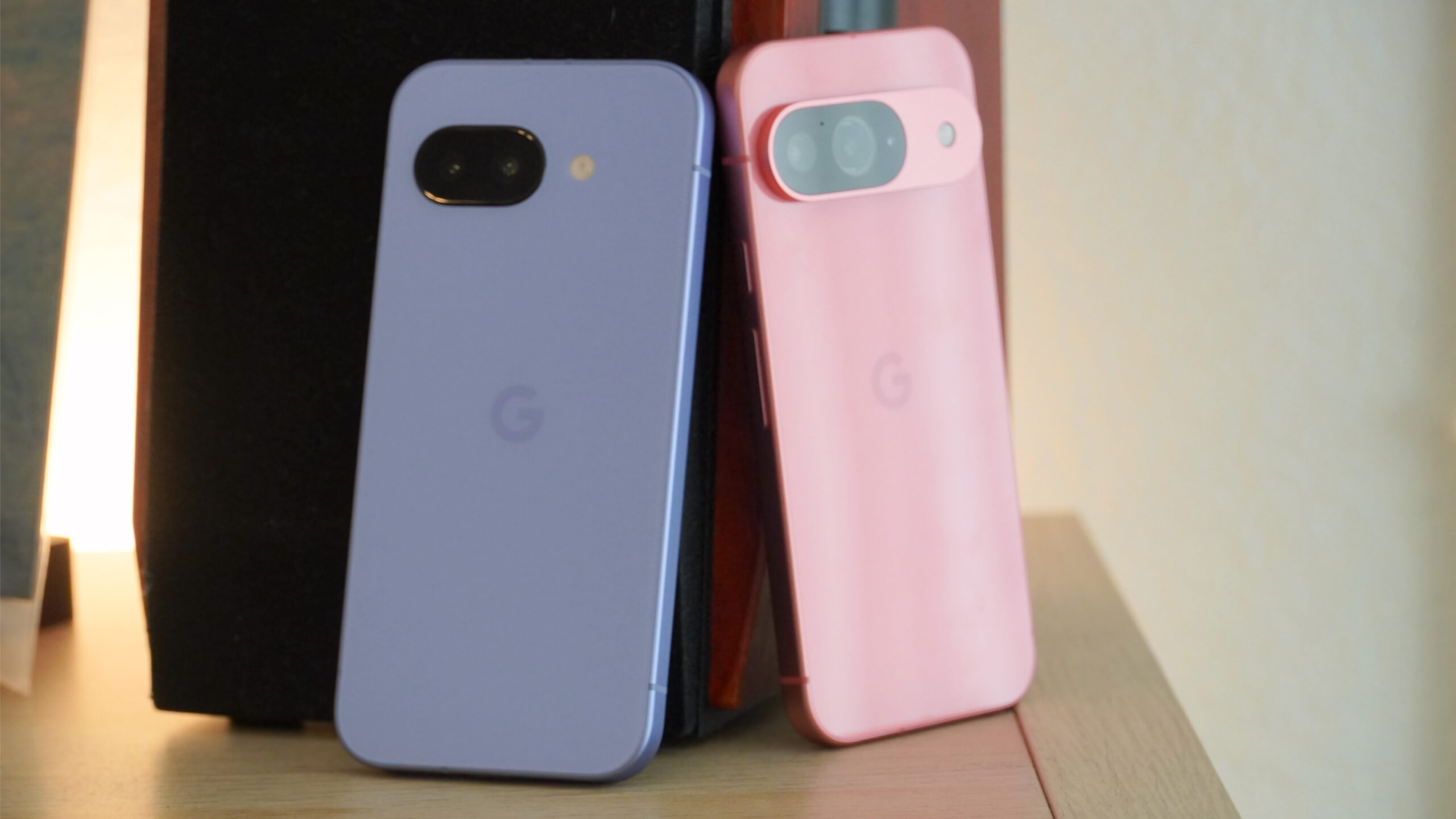 Pixel 9 posílil pozici Googlu na kanadském trhu prémiových telefonů