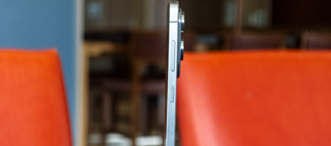 Prodeje Galaxy S25 Edge jsou slabé, tvrdí nová zpráva