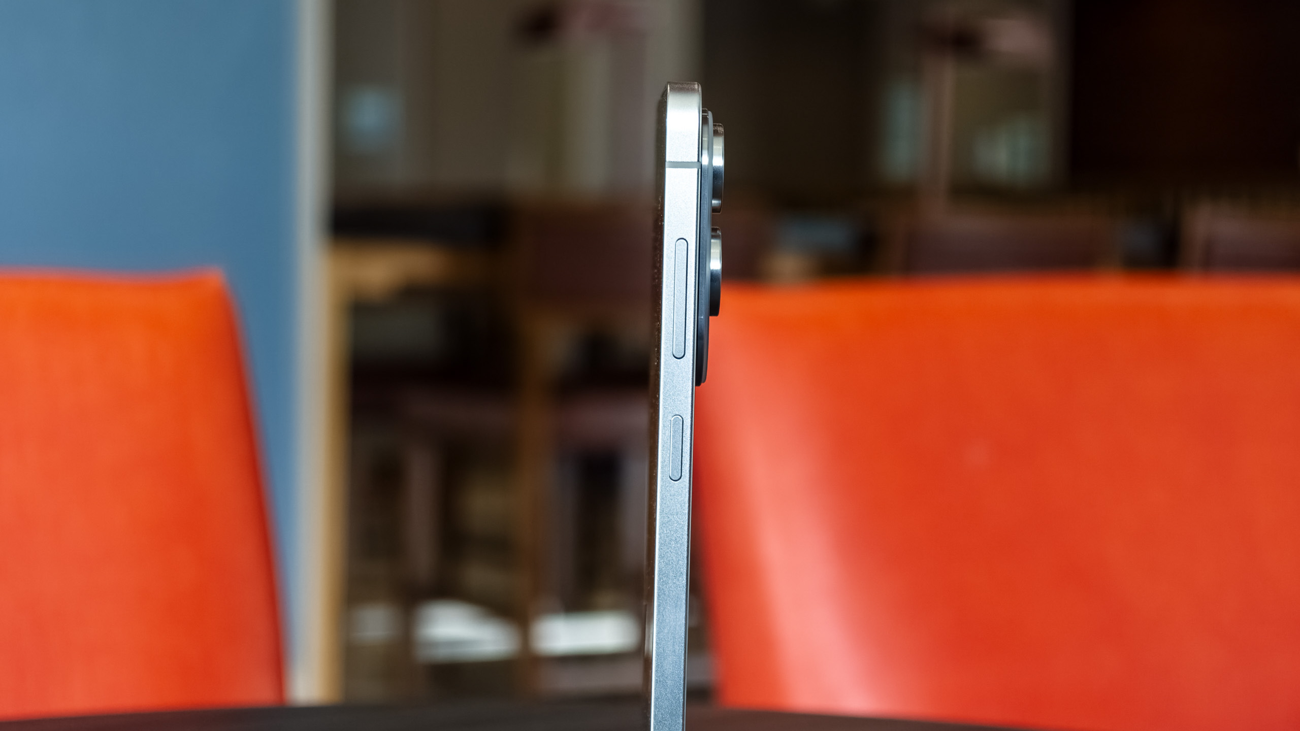 Prodeje Galaxy S25 Edge jsou slabé, tvrdí nová zpráva