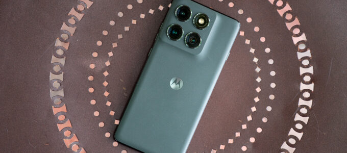 Recenze Motorola Edge 2025: Rychlost zklamala