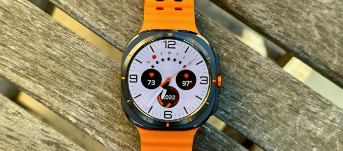 Samsung Galaxy Watch 8 Classic nebo Ultra: Které vybrat?