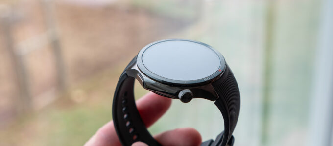 Samsung Galaxy Watch 8 vs. OnePlus Watch 3: Souboj gigantů