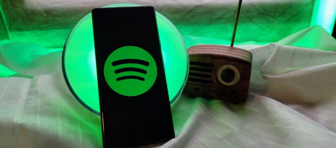 Spotify zjednodušilo stahování hudby na Wear OS