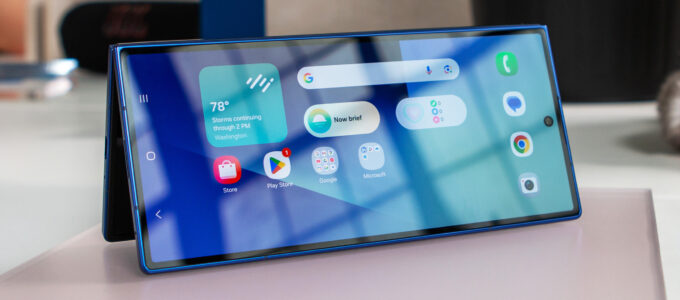 Nejlepší chrániče displeje pro Samsung Galaxy Z Fold 7 v roce 2025