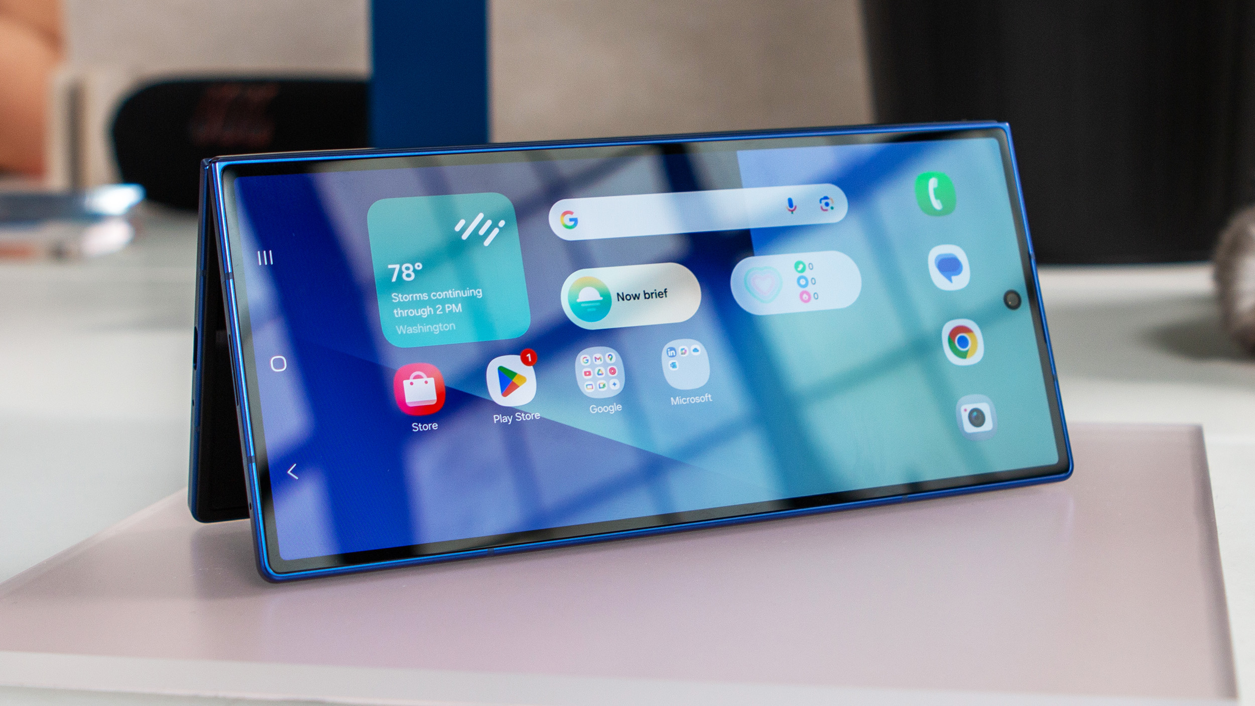 Nejlepší chrániče displeje pro Samsung Galaxy Z Fold 7 v roce 2025