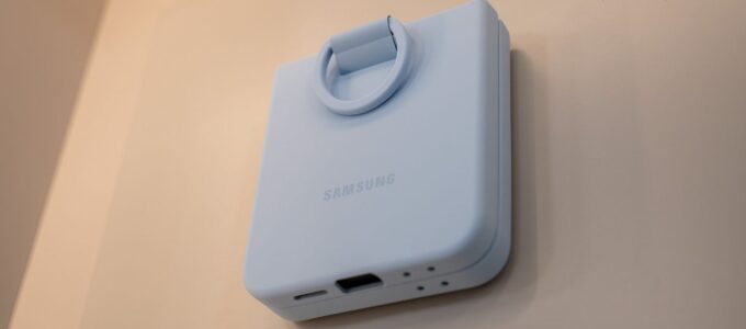 Nejlepší pouzdra pro Samsung Galaxy Z Flip 7 FE 2025